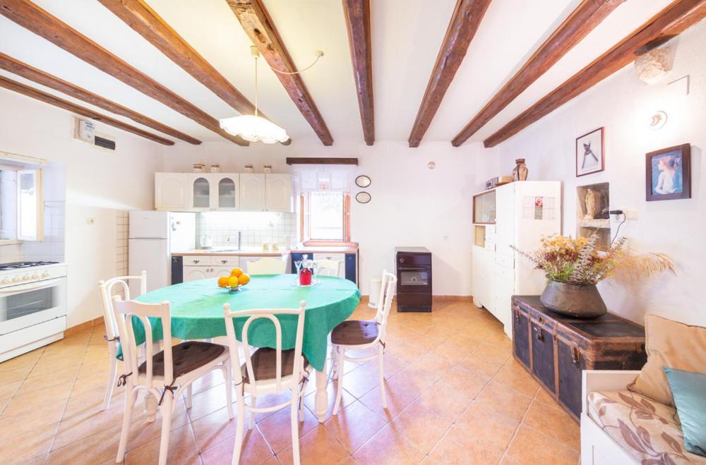 Holiday Home Burba Komiža المظهر الخارجي الصورة