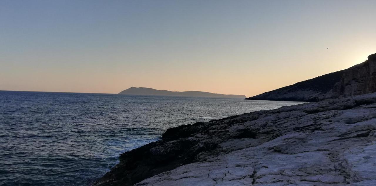 Holiday Home Burba Komiža المظهر الخارجي الصورة